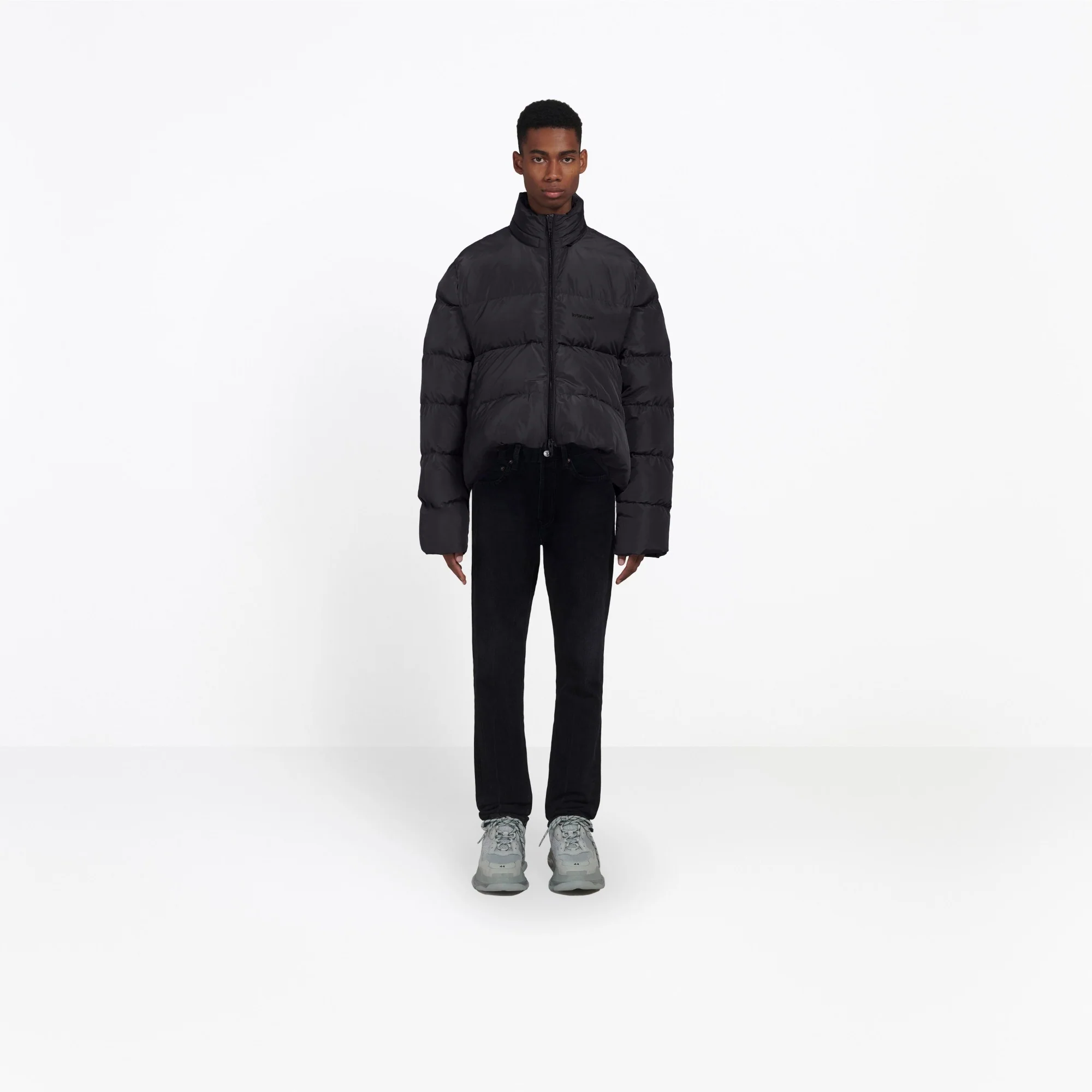 C-Shape Puffer - Black - Image 2