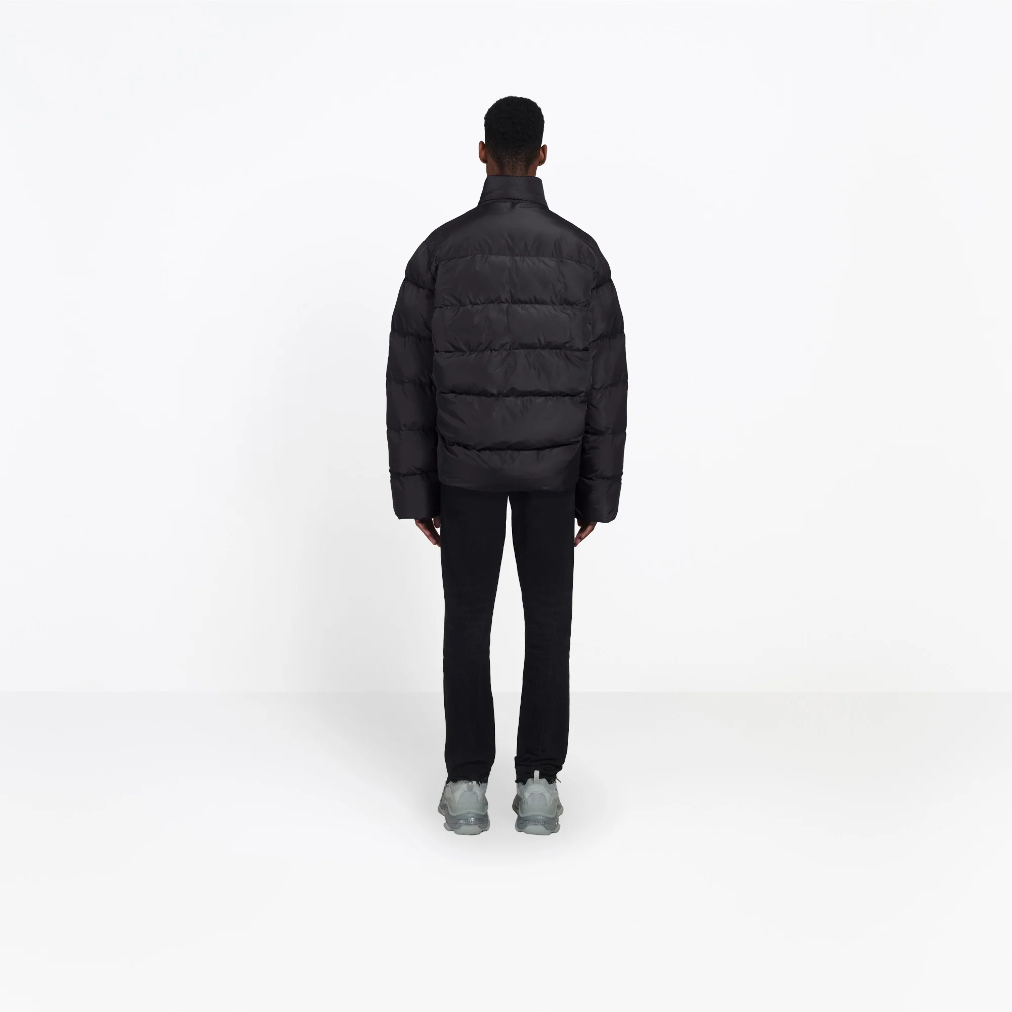 C-Shape Puffer - Black - Image 3