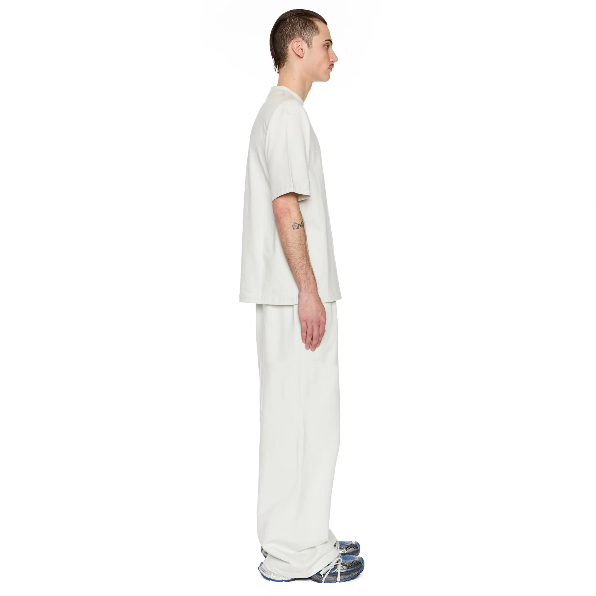 Medium Fit T-Shirt - Dirty White/Black - Image 5