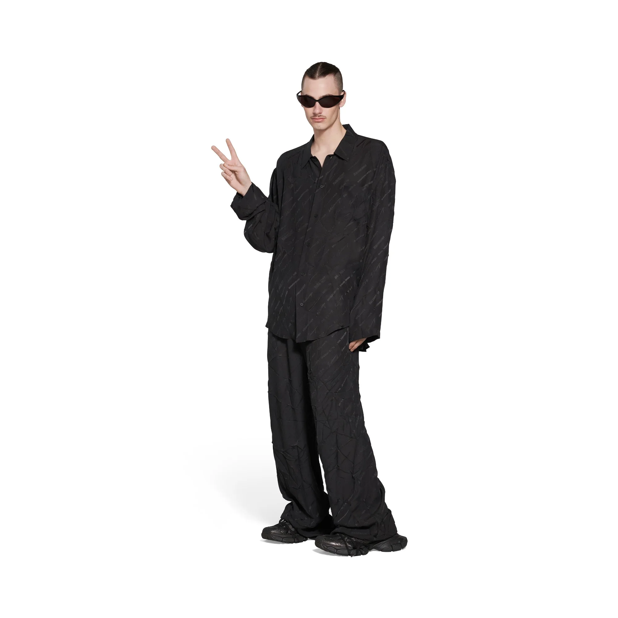 Long Sleeve Minimal Shirt - Black - Image 3