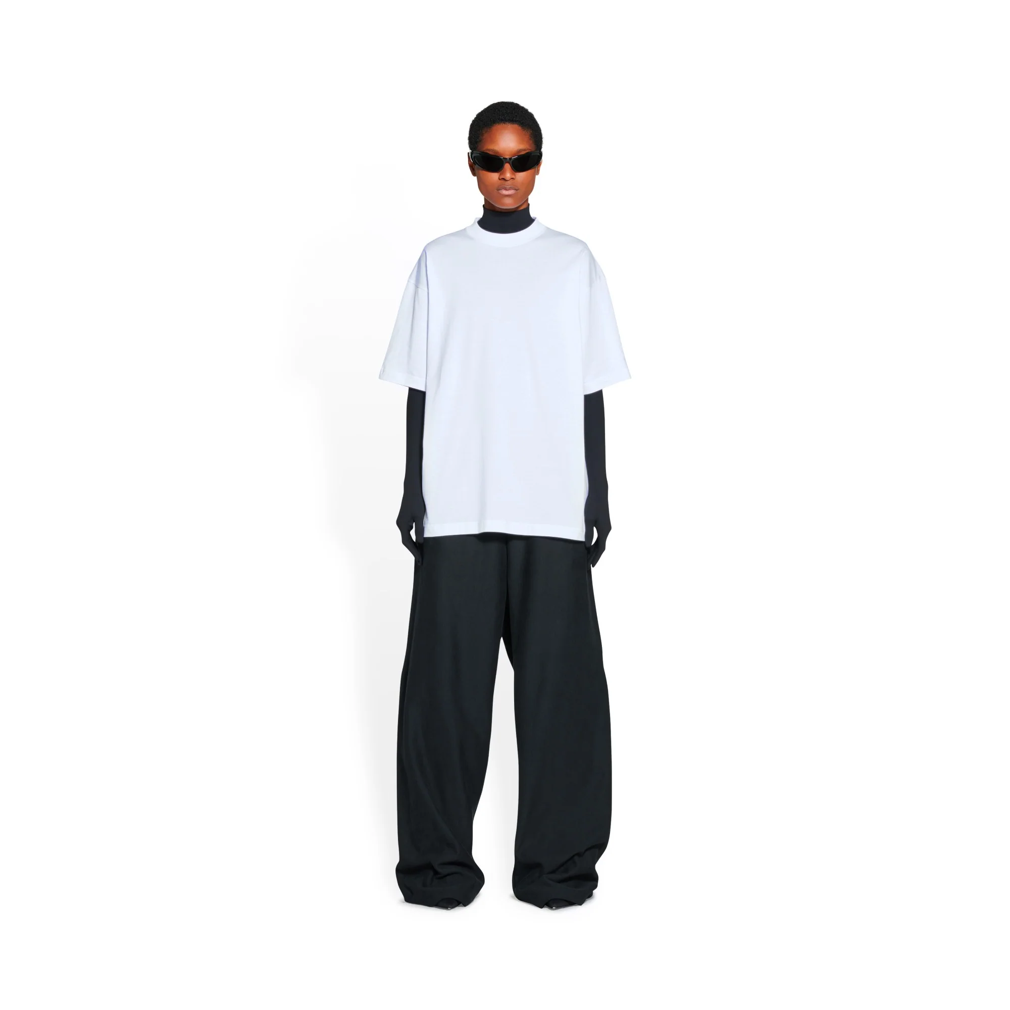 Medium Fit T-Shirt - White/Black - Image 3