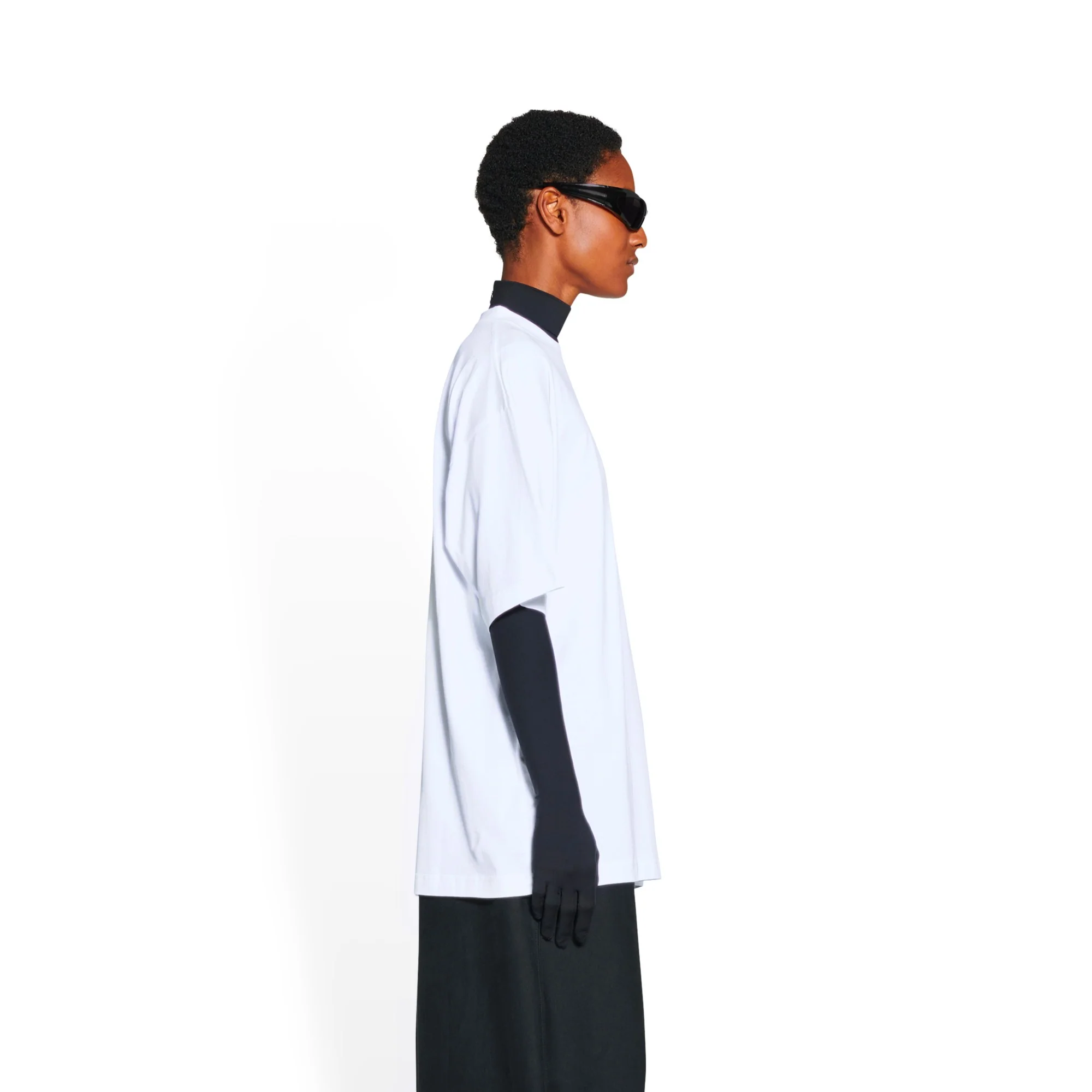 Medium Fit T-Shirt - White/Black - Image 5