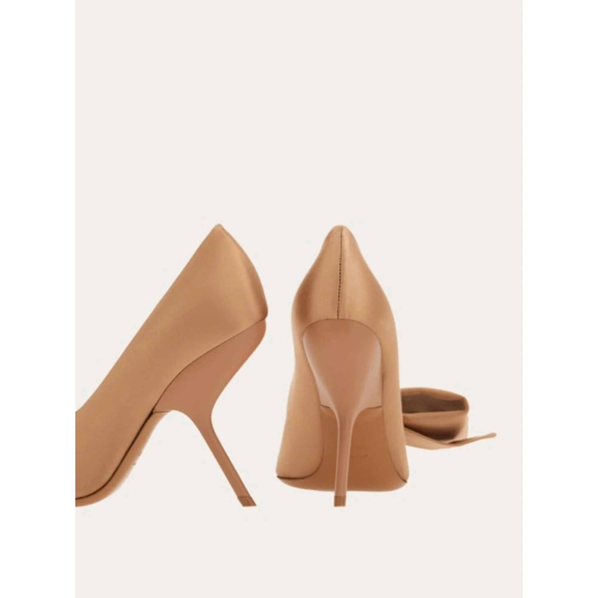 Pumps with Asymmetric Bow - Amaretti - Image 5