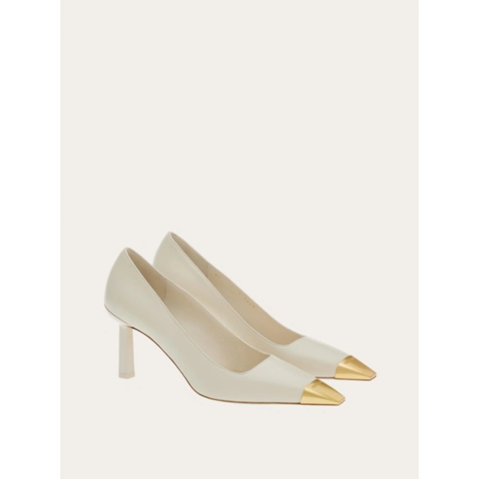 Pumps with Metallic Toe - Mascarpone - Image 3