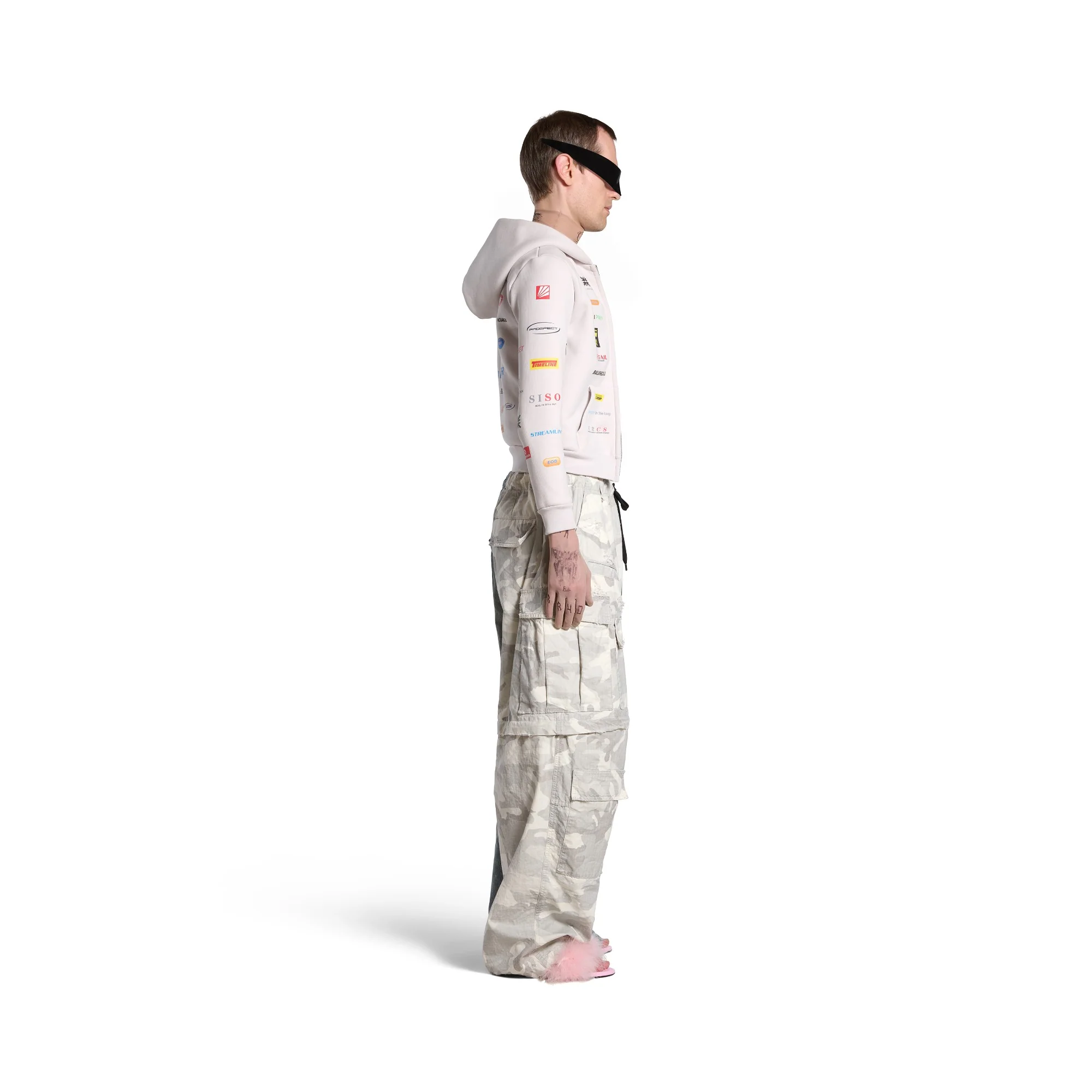 Small Zip-Up Hoodie - Off White - Image 6