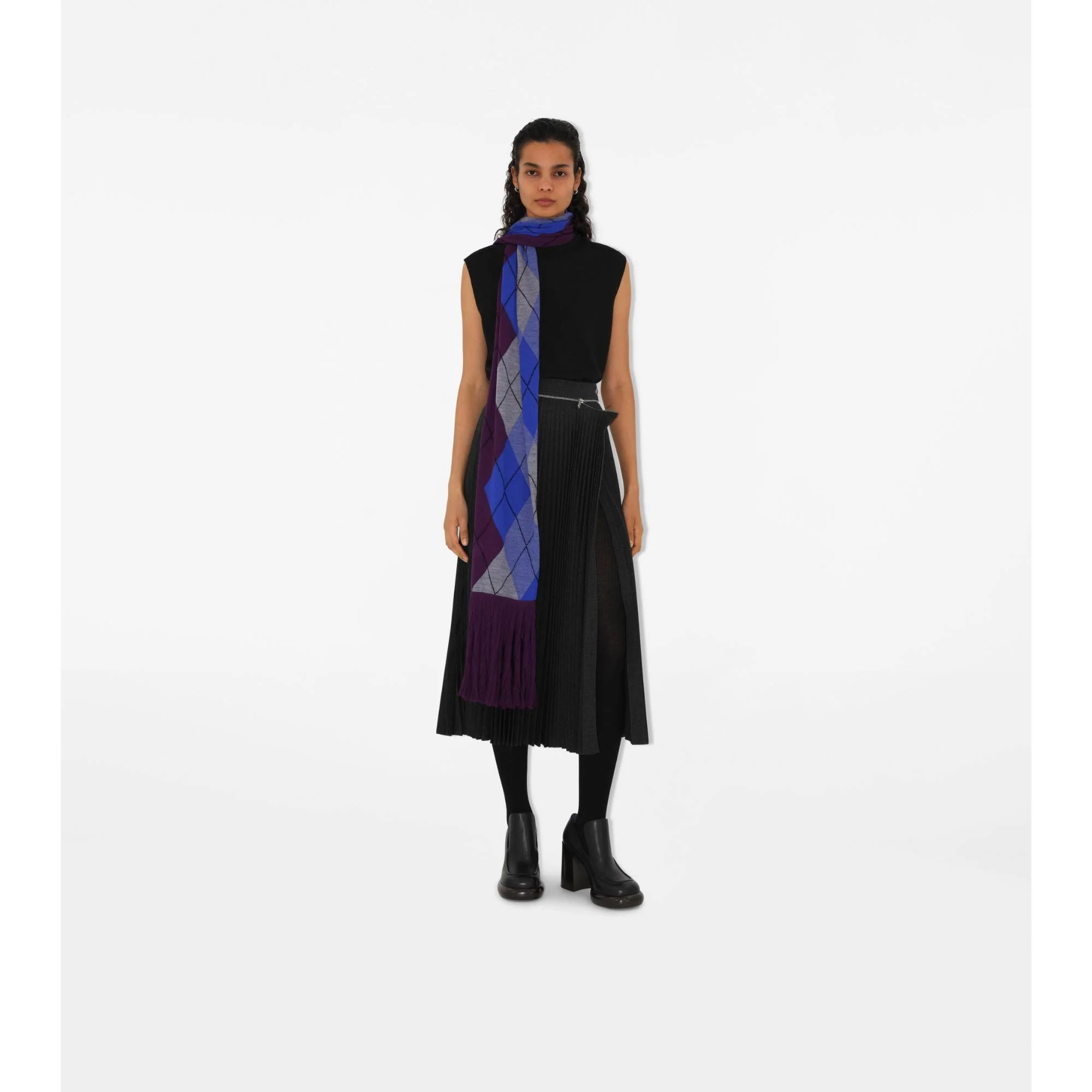 Sleeveless Wool Sweater - Black - Image 2